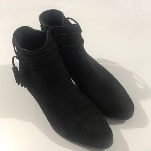 Ankle boots